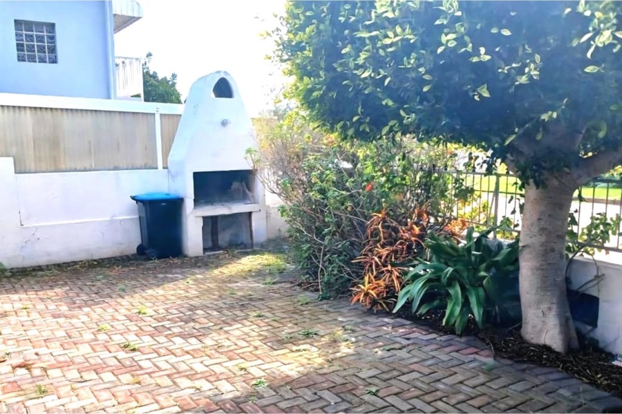 3 Bedroom Property for Sale in Aston Bay Eastern Cape